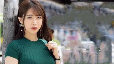 33岁才出道的日本姐姐，一登场就美到让人屏住呼吸！