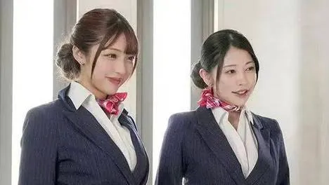 日系清冷氛围感女神，清冷眉眼温柔氛围感拉满